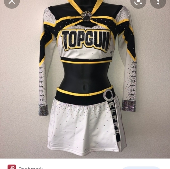 Iso looking for any competition  uniforms at a good price - Picture 3 of 3